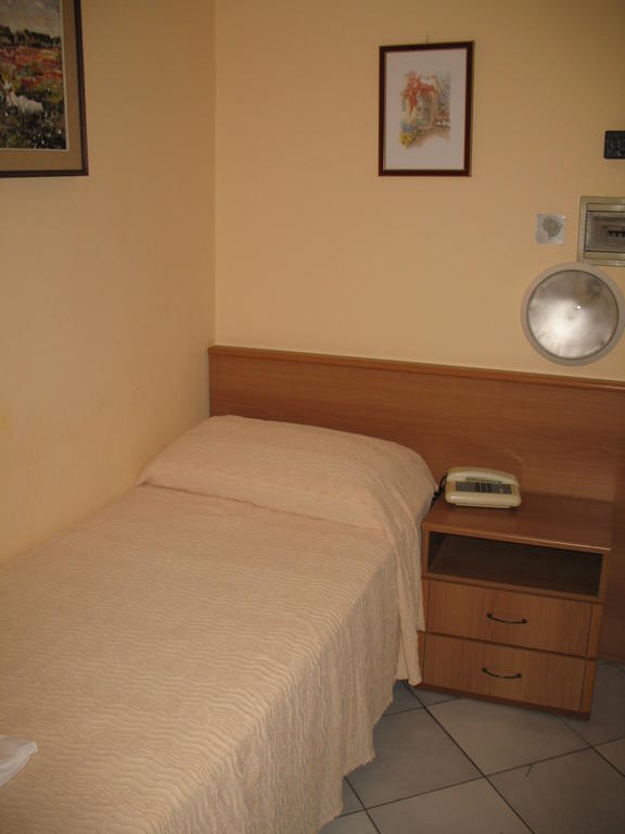 Albergo Paradiso Montecatini Terme Pokoj fotografie